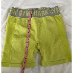 Gymshark Flex Shorts Lime Green Size Med Stretch MidRise Logo Elastic Waistband